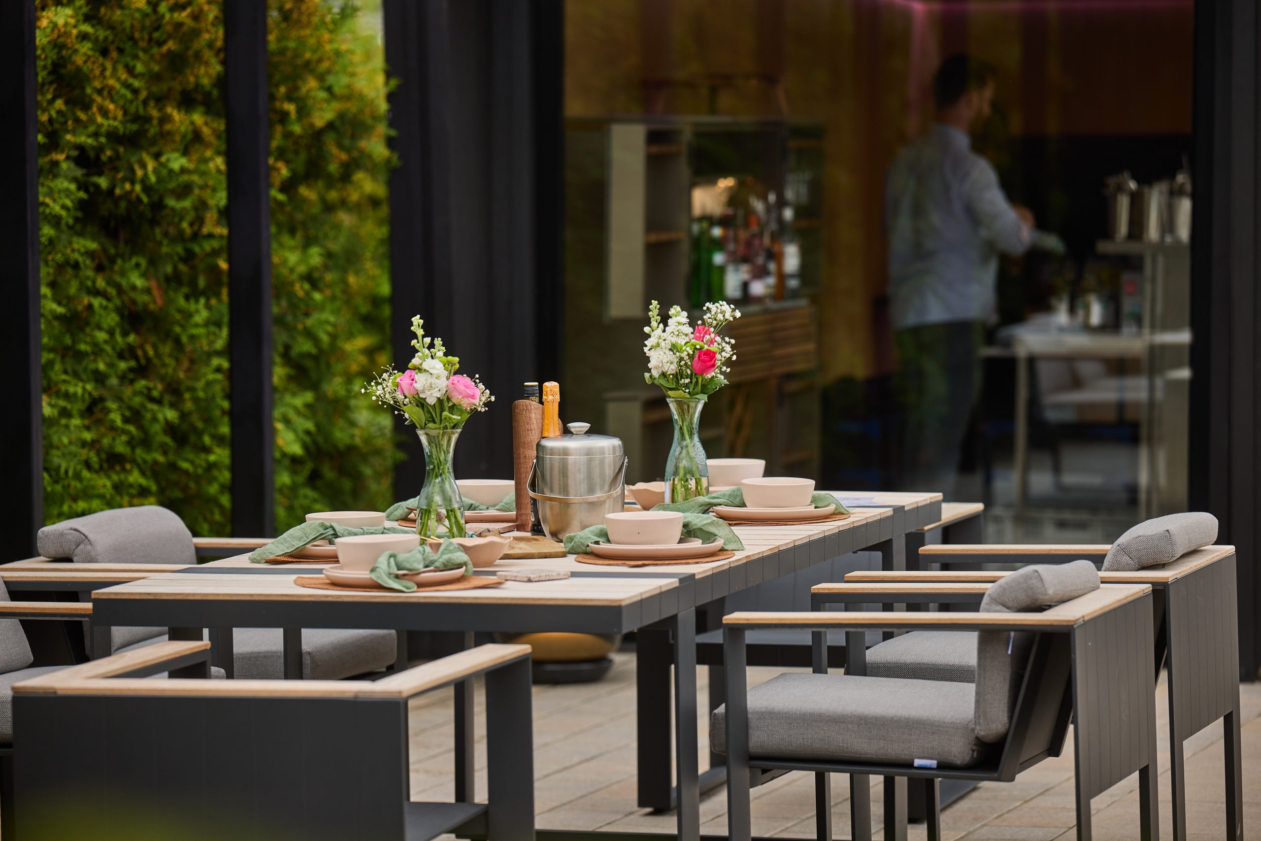 http://W-Outdoor-Living-Furniture